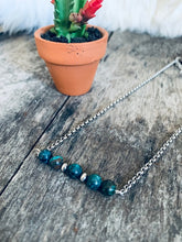 Load image into Gallery viewer, Genuine Turquoise Bar Choker
