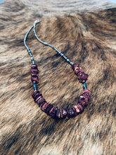 Load image into Gallery viewer, Authentic Navajo Pearls &amp; Purple Spin Oyster
