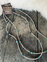 Load image into Gallery viewer, Oyster Shell &amp; Turquoise Necklace
